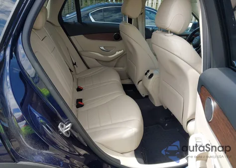 2022 Mercedes-Benz Glc 300 4Matic Suv z USA, uszkodzony, nr VIN W1N0G8EB4NG111226